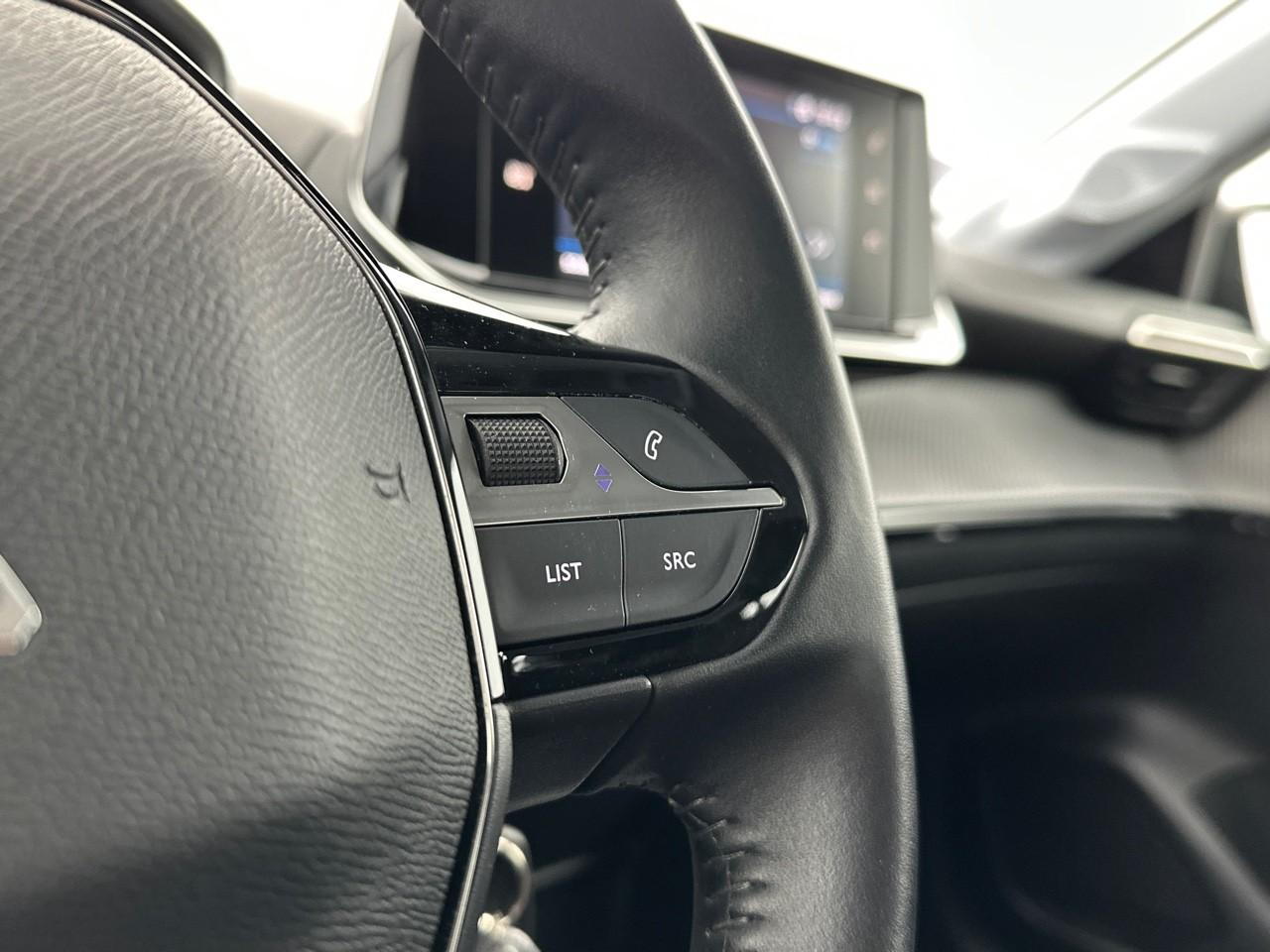 Peugeot 208 puretech 75 s&s bvm5 active pack — photo 18