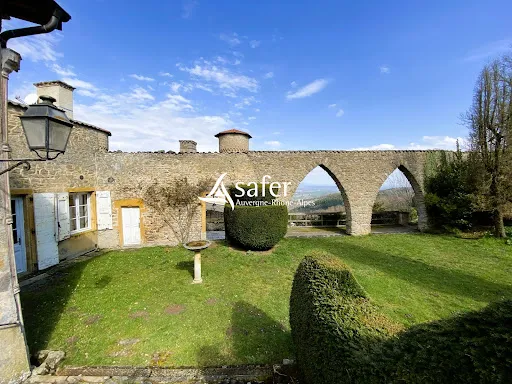 Château 26 pièces 761 m²