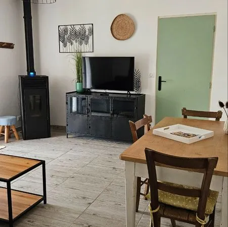 Petite maison à la campagne