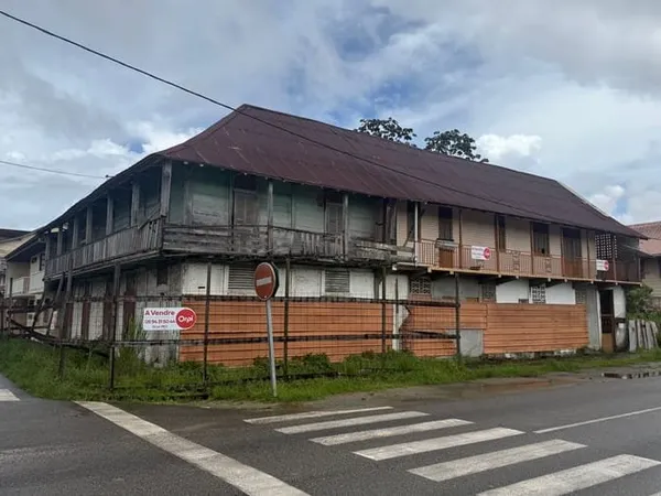 Local commercial 5 pièces
