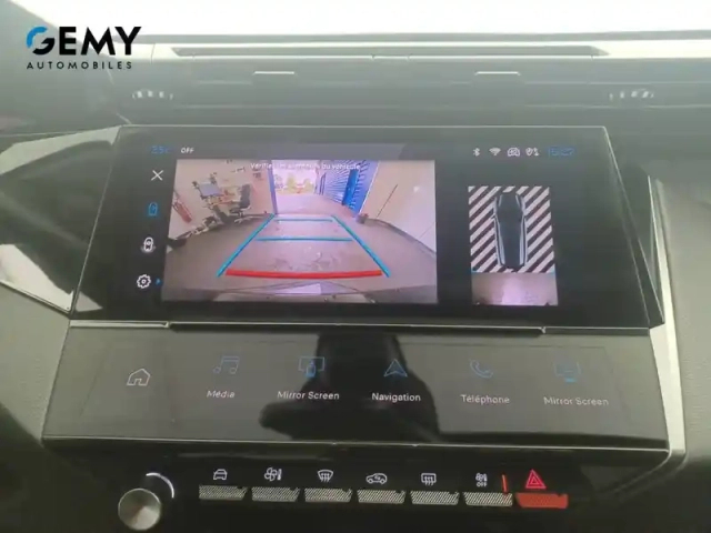 Peugeot 308 sw phev 180 e-eat8 — photo 15