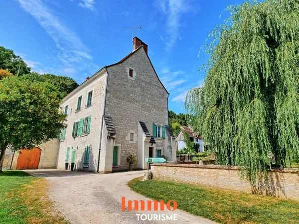 Maison d'hôtes ou gîte avec piscine troglodyte