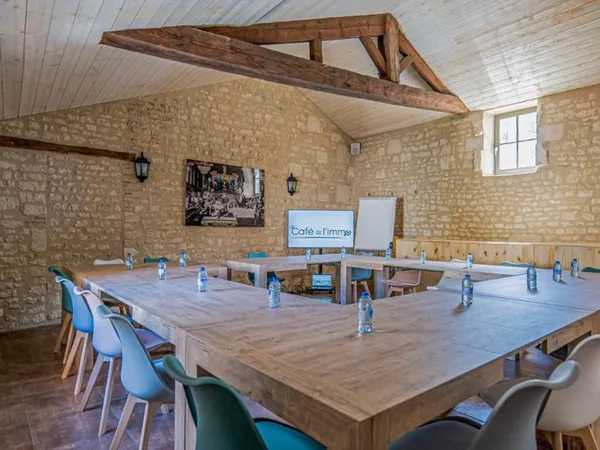 Bureau de 38 m2 à louer Hyper centre de Luçon Tout compris !