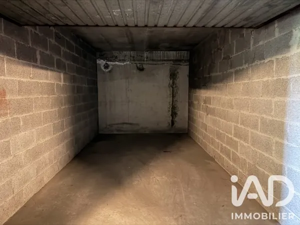 Parking 14 m²
