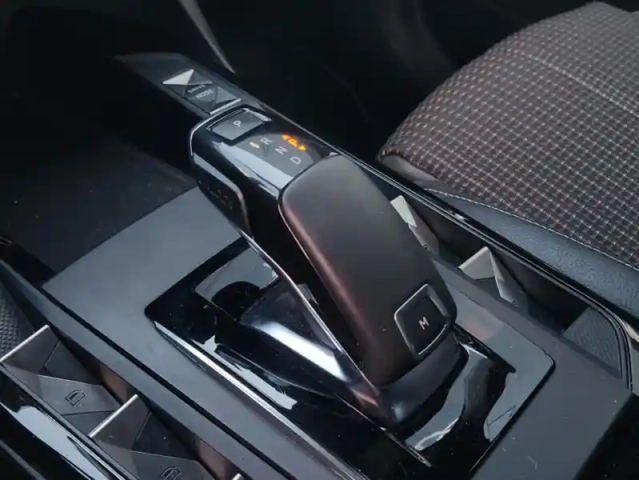 Ds Ds 3 puretech 130 auto performance line — photo 8
