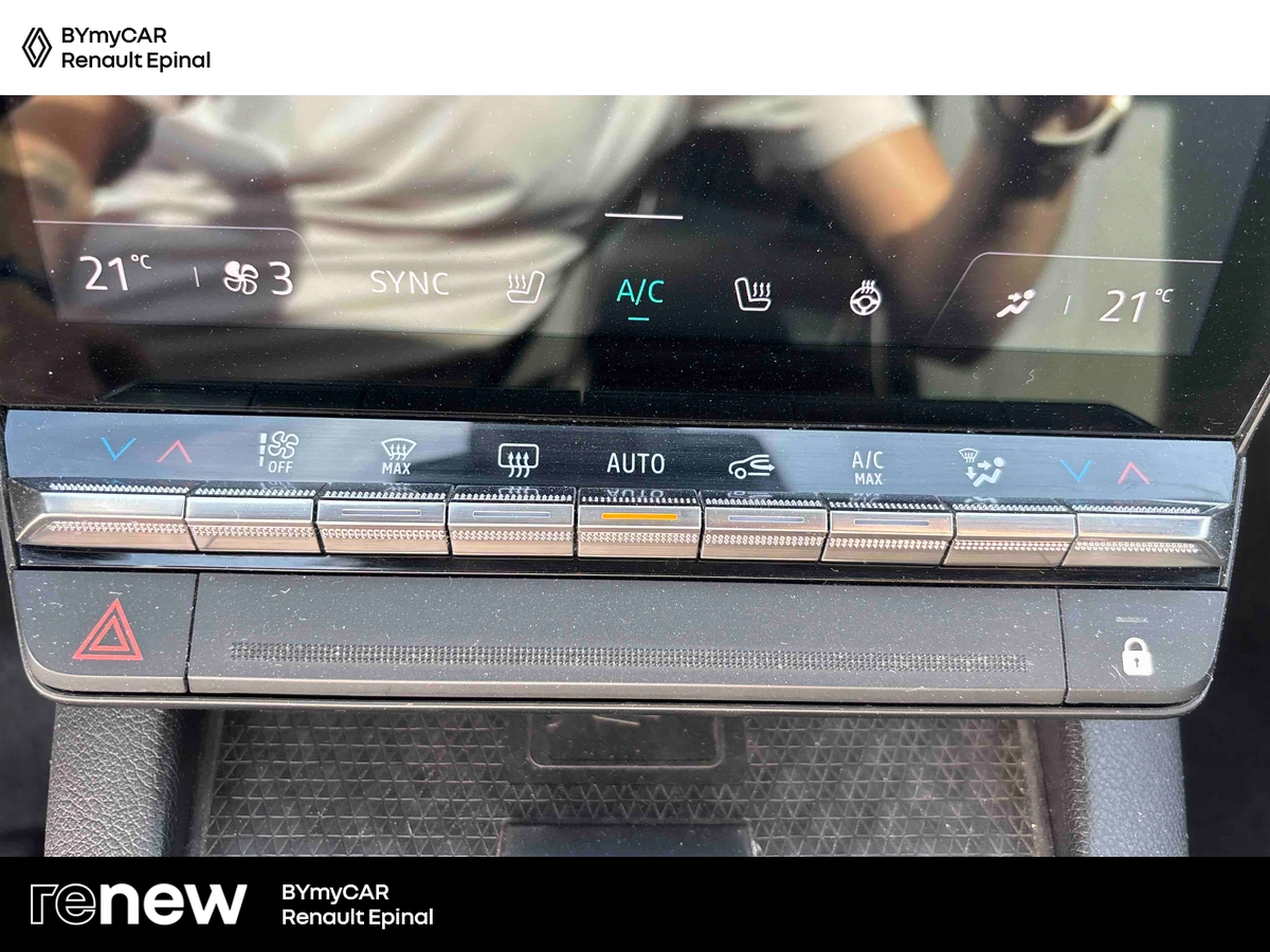 Renault Megane E-Tech EV60 220 ch super charge — photo 21