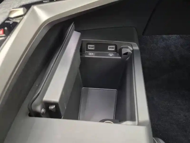 Peugeot 3008 hybrid 145 e-dcs6 — photo 8