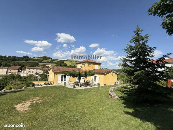 Maison 5 pièces 180 m²