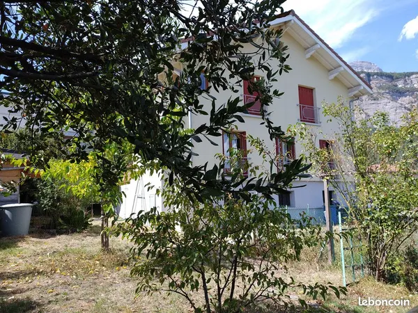 Maison au calme avec jardin