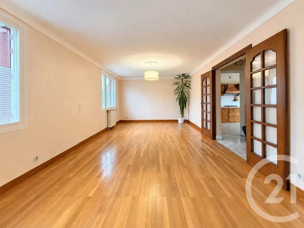 Maison 5 pièces 157 m²