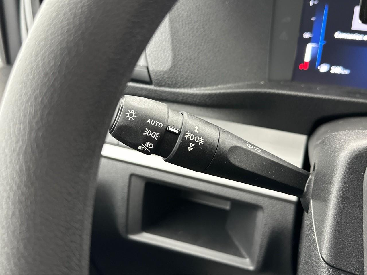 Opel Vivaro fourgon fgn taille m bluehdi 180 s&s eat8 — photo 17