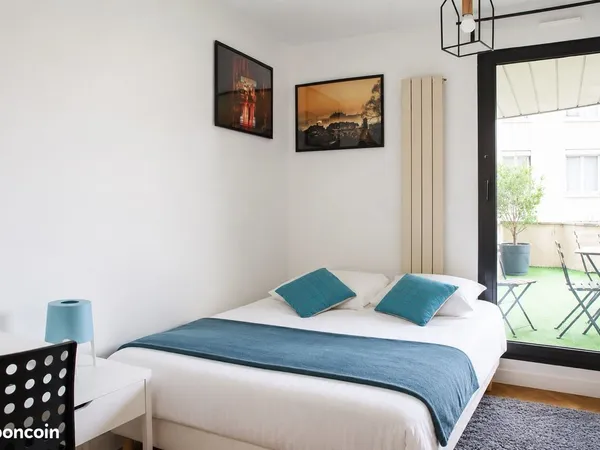 Belle chambre lumineuse - 11m² - RU22