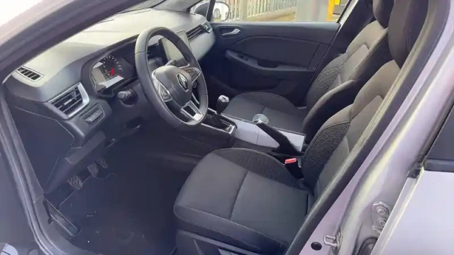 Renault Clio tce 90 — photo 42