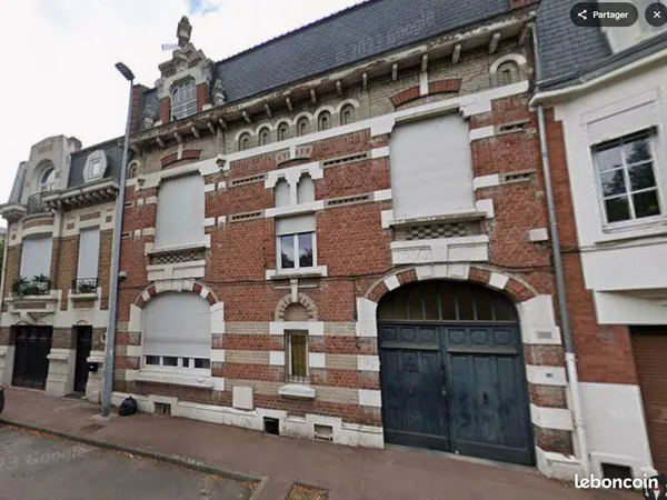 Maison 6 pièces 226 m²