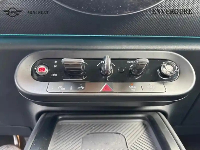 Mini Countryman e 204ch classic — photo 15