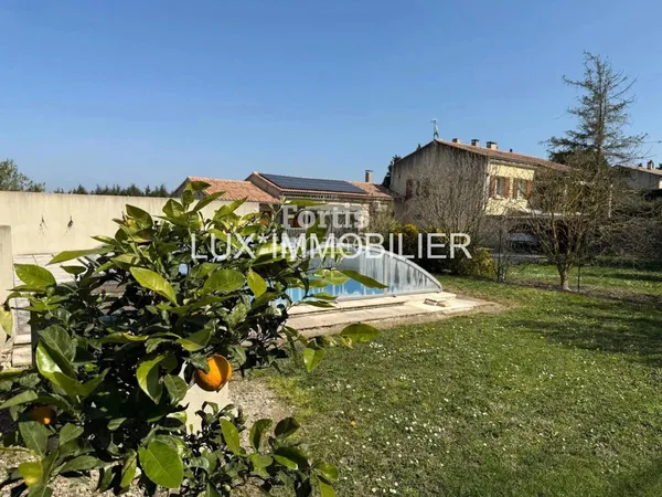 SAINT-RÉMY DE PROVENCE - MAISON AVEC PISCINE