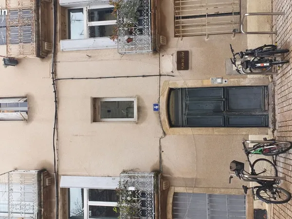 Cave 8m2 dans Montpellier Écusson