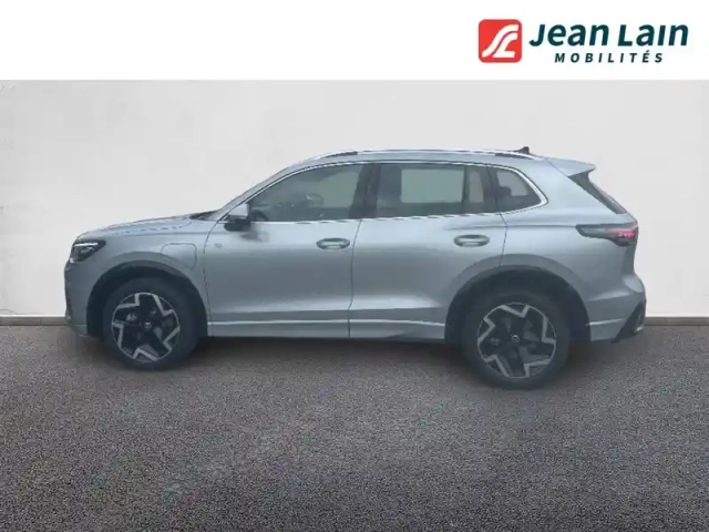 Volkswagen Tiguan 1.5 ehybrid 272ch dsg6 — photo 26