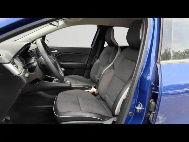 Renault Captur 1.0 tce 90ch techno + attelage — photo 9