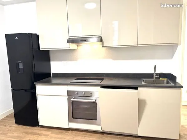 T2 23 rue Piron 21000 Dijon