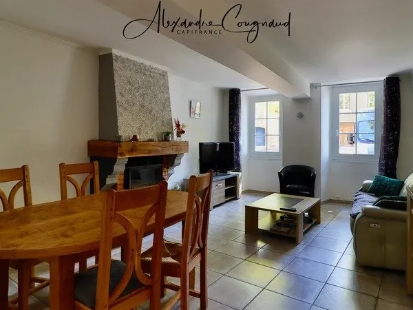 Verdalle - Maison de village P4 avec garage et grand volume à aménager