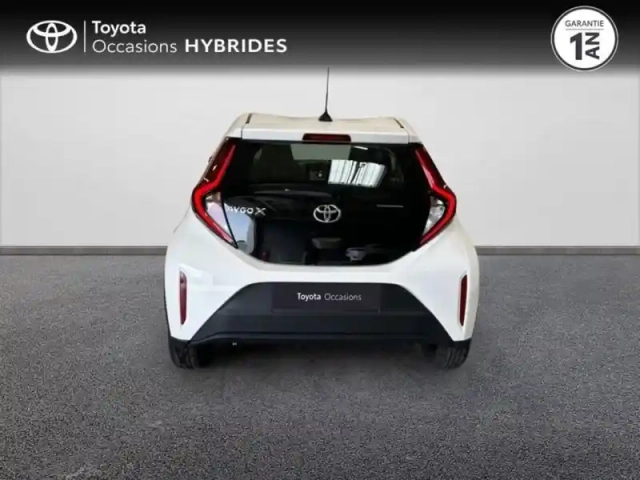 Toyota Aygo X 1.0 vvt-i 72ch dynamic — photo 4