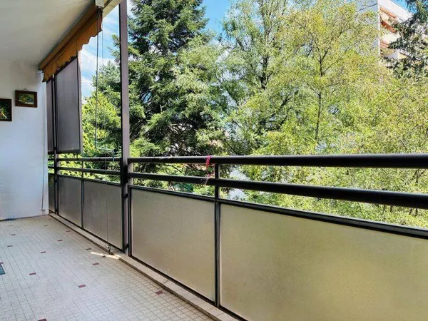 Appartement 3 pièces 96 m²