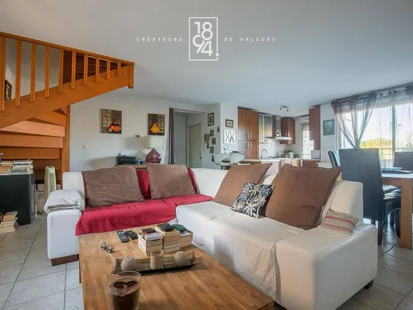 Duplex 5 pièces 106 m²