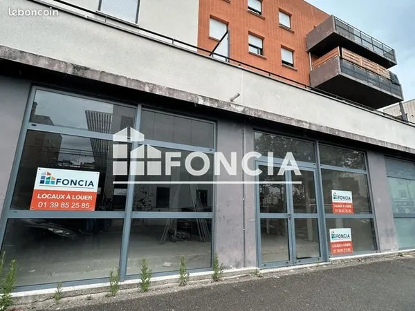Local commercial 133m² à louer 2850 - GARGES LES GONESSE 95140