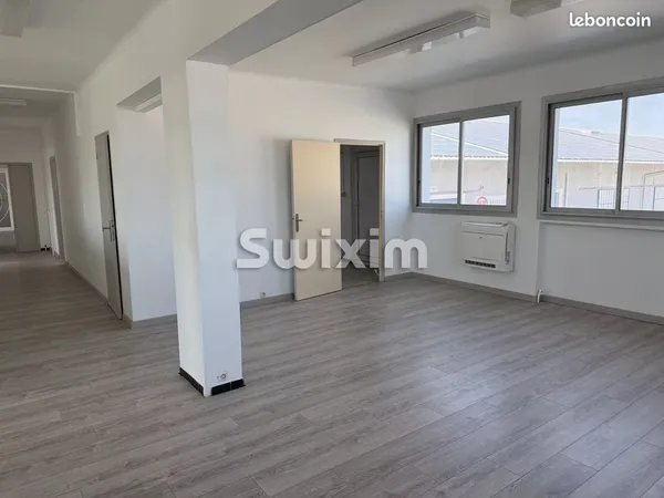 Bureaux 100 m² Orange