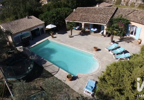Maison 5 pièces 185 m²