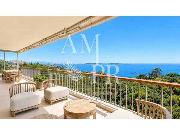 Appartement d'exception de 121m2 (90.06m2) à Cannes Californie