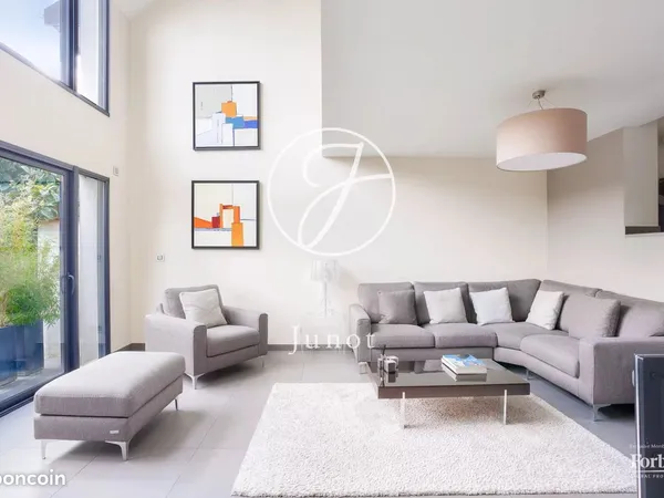 Maison 6 pièces 152 m²