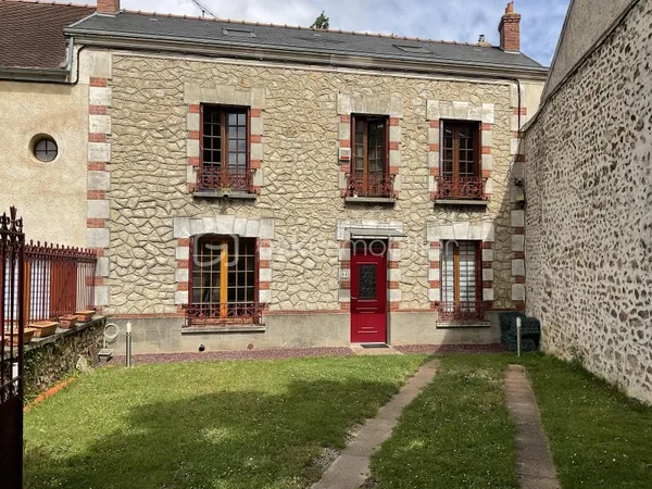 Maison 10 pièces 250 m²