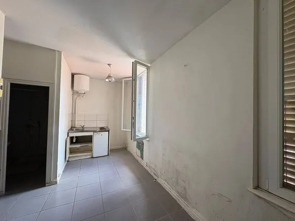Studio 1 pièce 18 m²