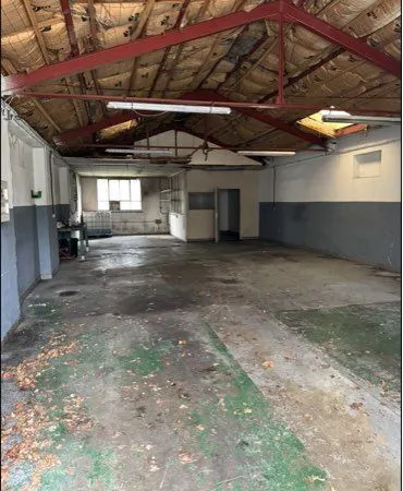 Local artisanales 140m2