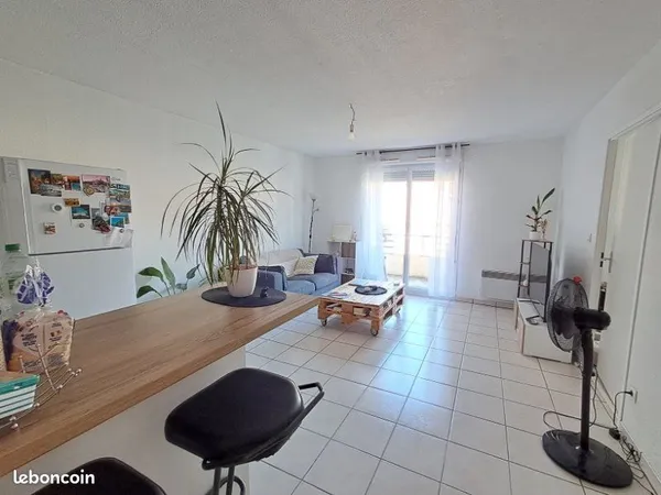 Charmant T2 avec balcon & piscine MONT DE MARSAN