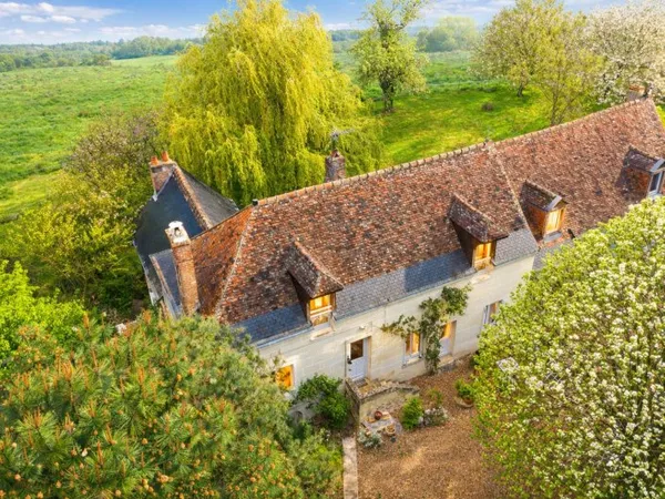 Maison 9 pièces 245 m²