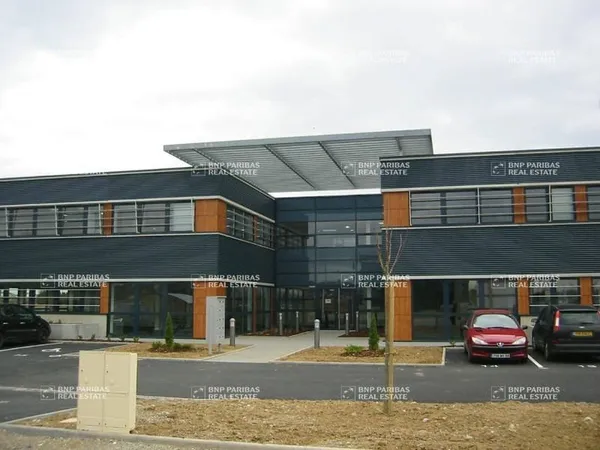 Bureau 1049 m²
