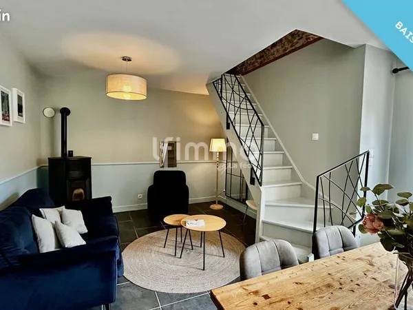 Maison 8 pièces 226 m²