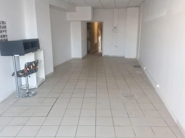 Local commercial ou bureaux