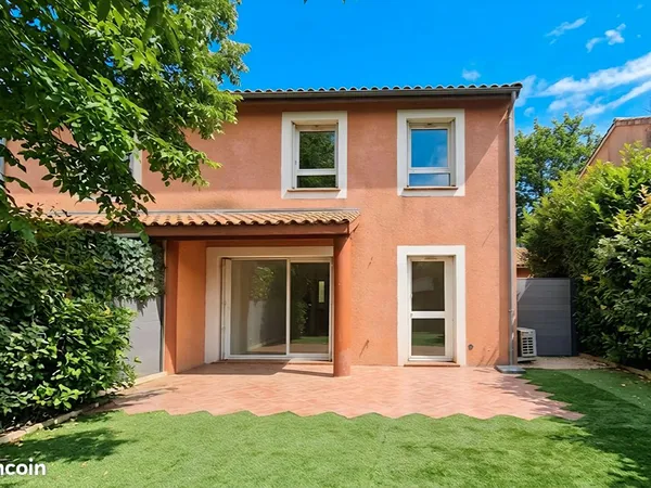 Villa 4 pièces 104 m²
