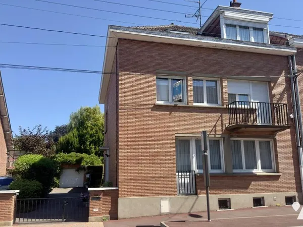 Maison 7 pièces 180 m²