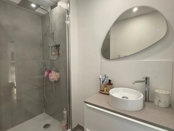 Appartement T3 de 67 m² -3 pièces-Marseille 4eme-Lumineux et calme