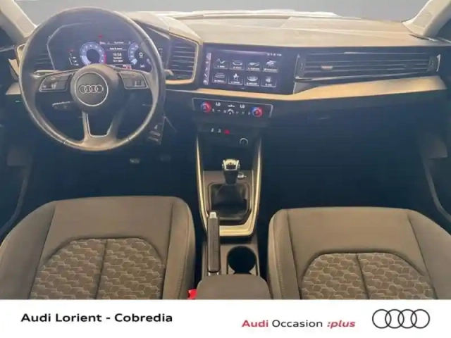 Audi A1 sportback 30 tfsi 110ch advanced — photo 6