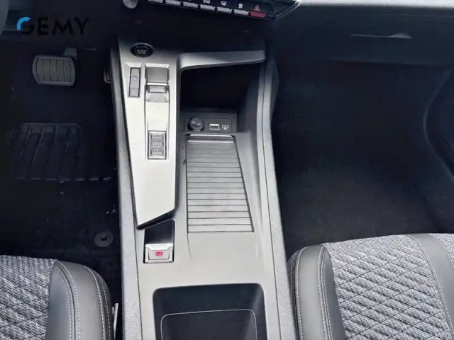Peugeot 308 hybrid 145 e-dcs6 — photo 14