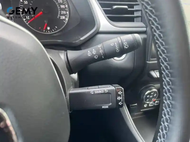 Renault Captur tce 90 — photo 19