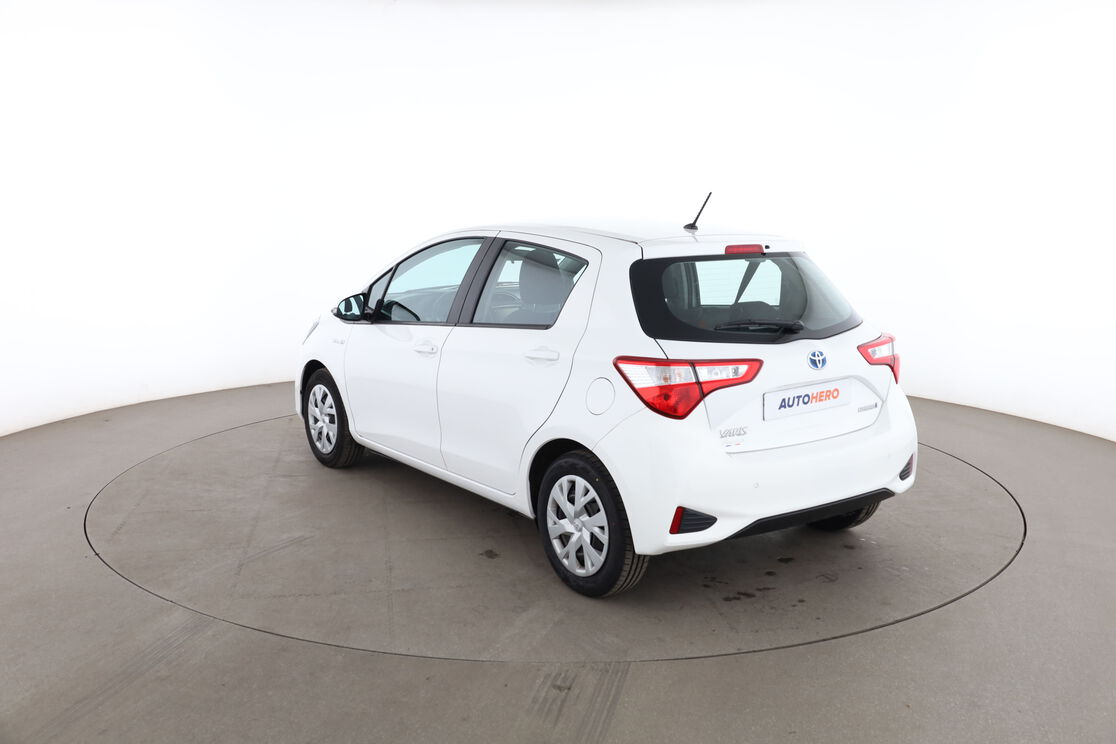 Toyota Yaris 1.5 Hybrid France — photo 3