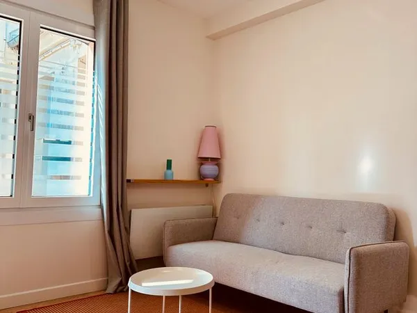 APPARTEMENT 1 PIÈCE 22 M2 (Rdc) VENDU LOUÉ
