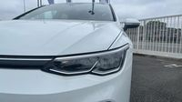 Volkswagen Golf 2.0 TDI SCR 150ch Life DSG7 — photo 31